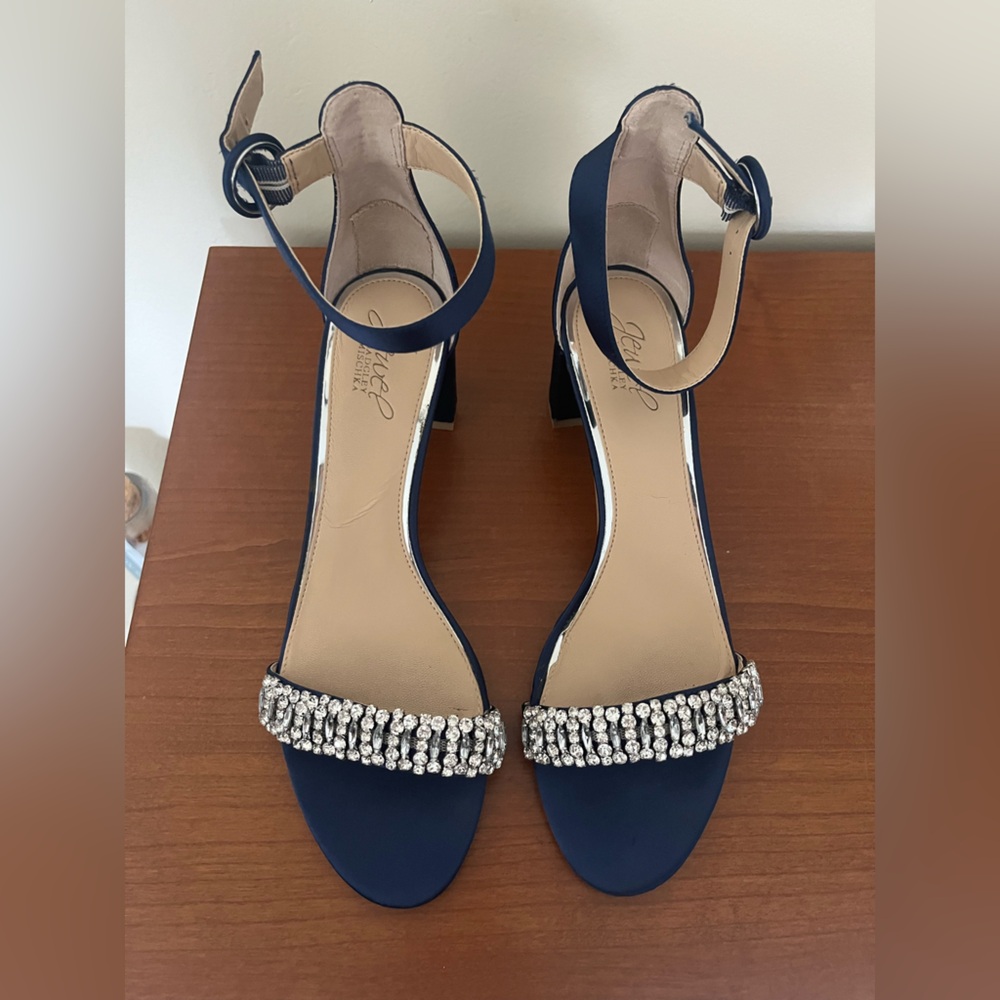 Badgley Mischka jewel James navy satin bling heels size 9